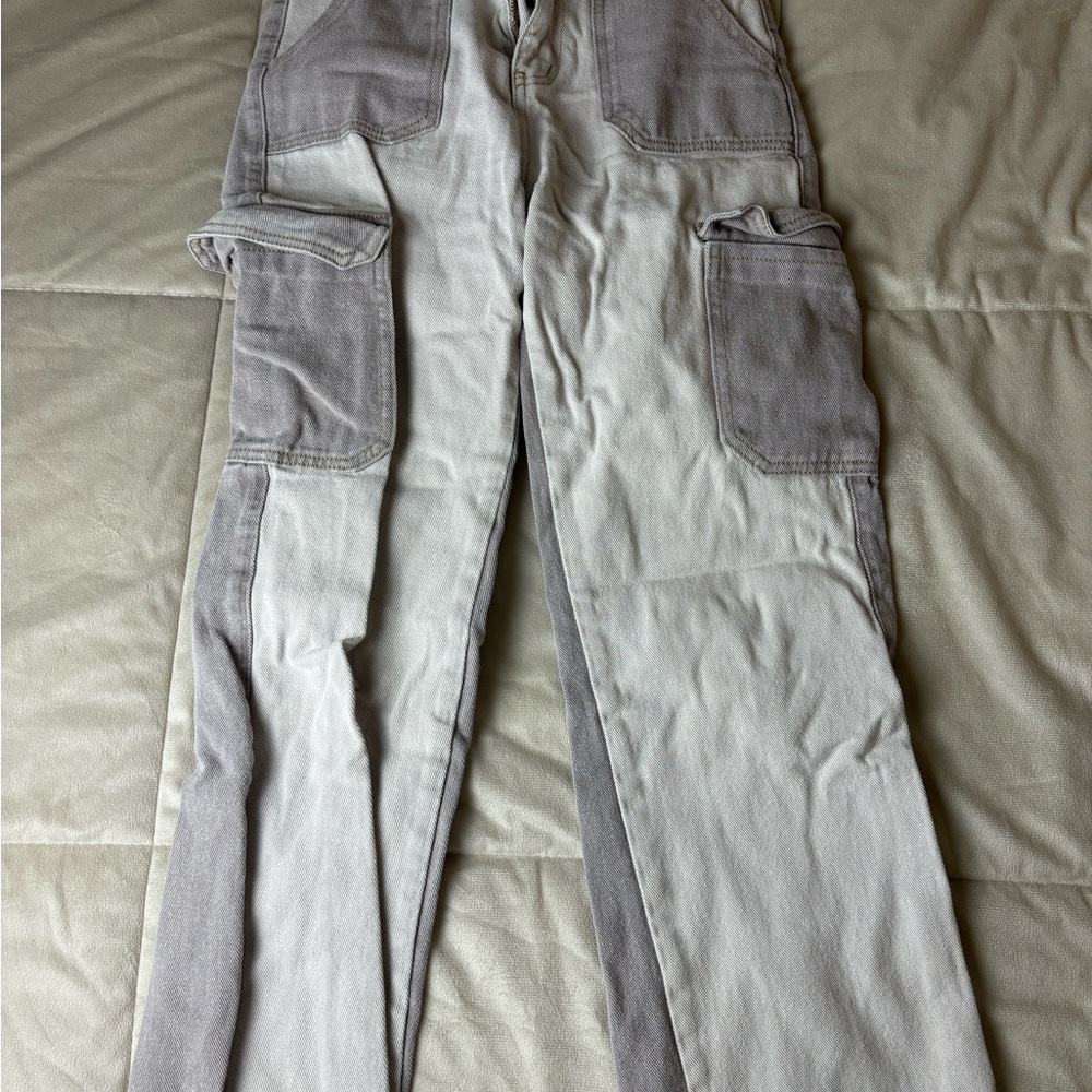 SHEIN High Rise Cargo Jeans - Light Gray